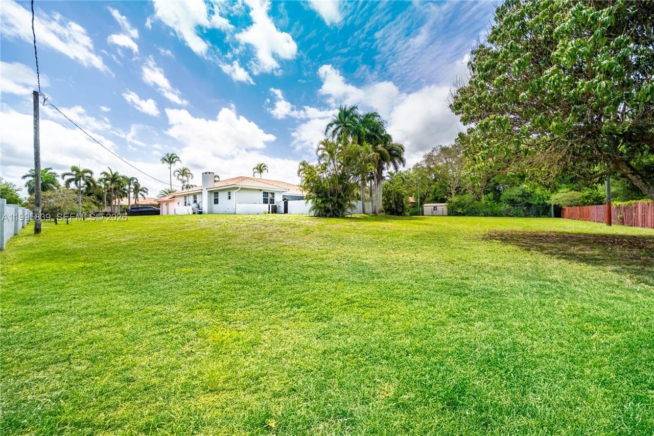 5303 SW 111th Ter, Davie, FL 33328 Photo