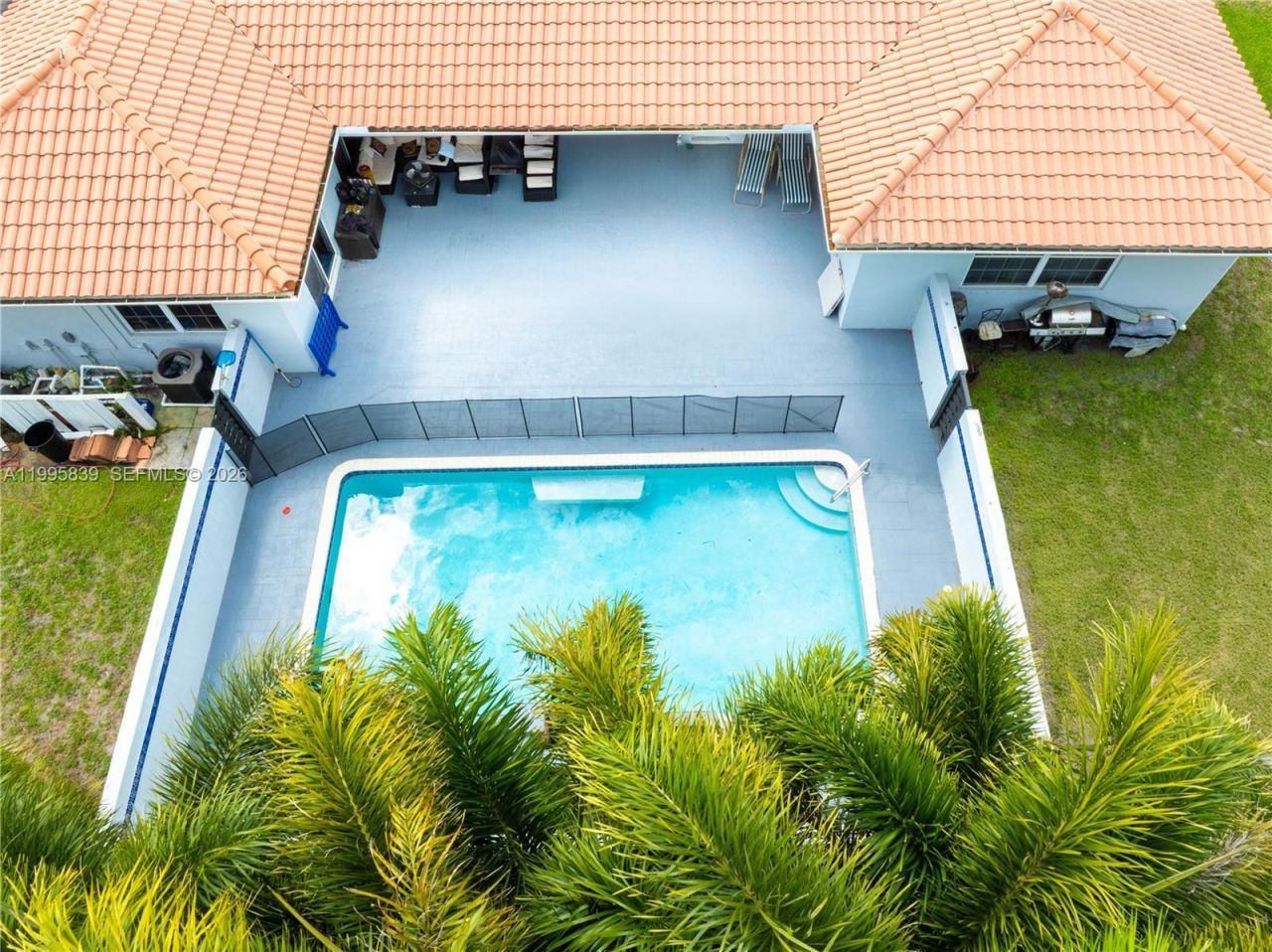 5303 SW 111th Ter, Davie, FL 33328 Photo