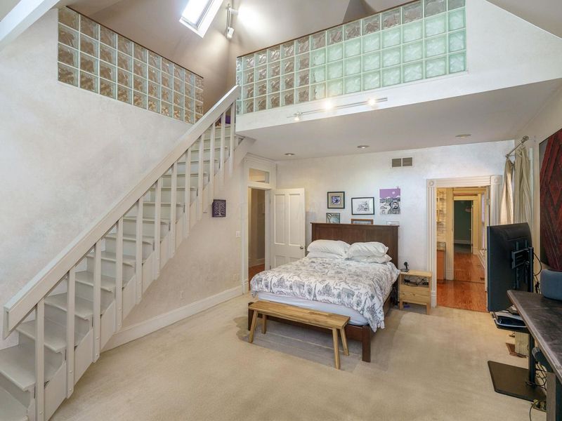 89 E Lincoln Street , Columbus, OH 43215 Photo 21