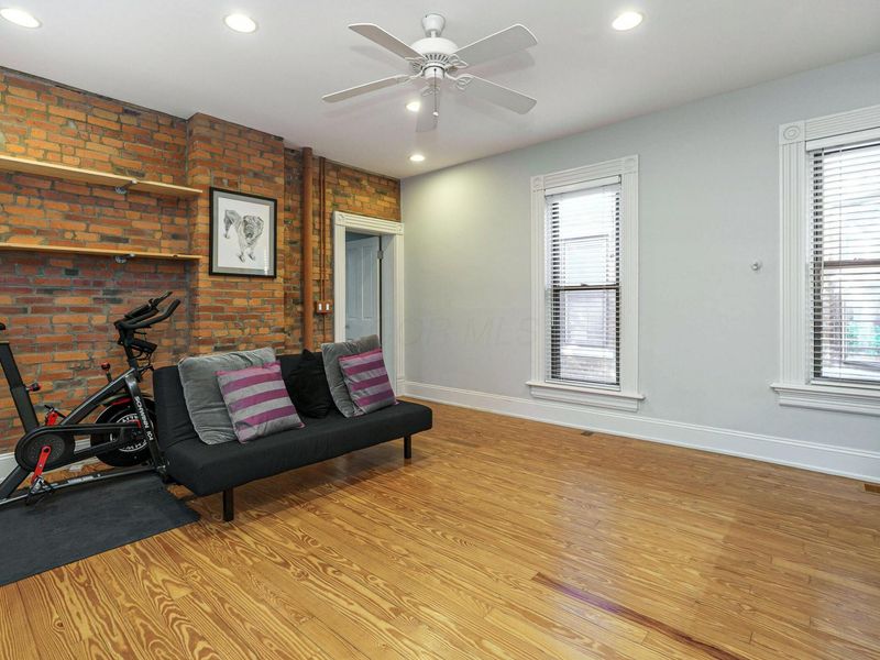 89 E Lincoln Street , Columbus, OH 43215 Photo 23