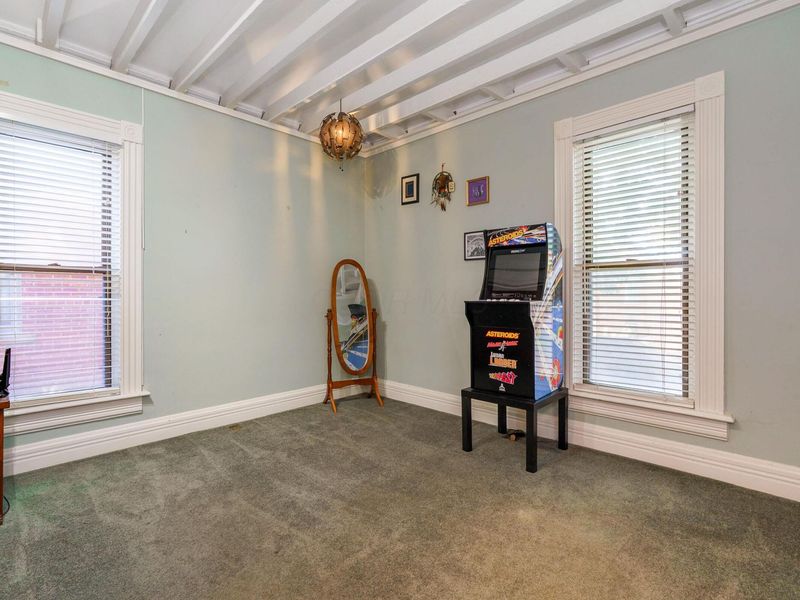 89 E Lincoln Street , Columbus, OH 43215 Photo 25