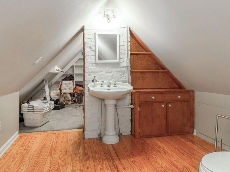 89 E Lincoln Street , Columbus, OH 43215 Photo 30