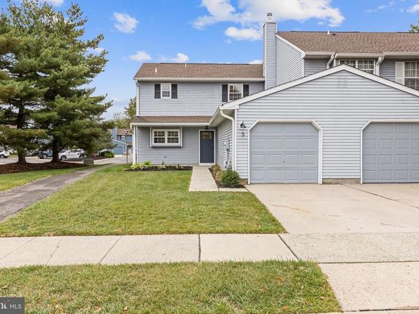 5 EXETER COURT , BORDENTOWN, NJ 08505