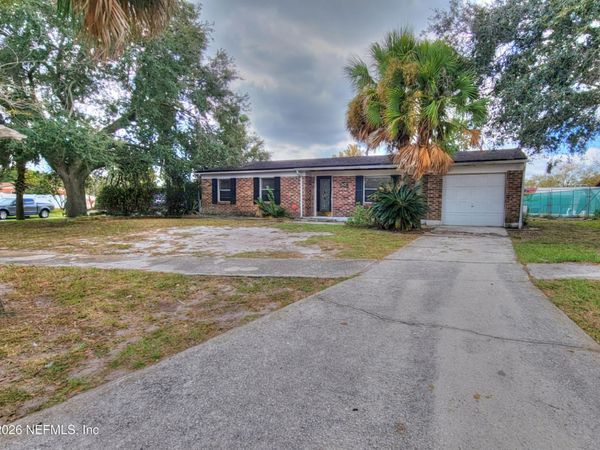 2472 FERNSIDE Road, Jacksonville, FL 32246