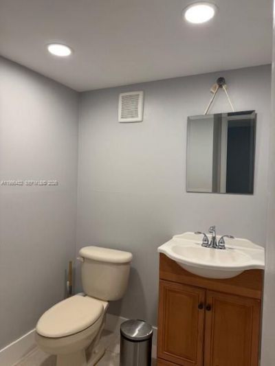 16300 Golf Club Rd, Unit 208, Weston, FL 33326 Photo