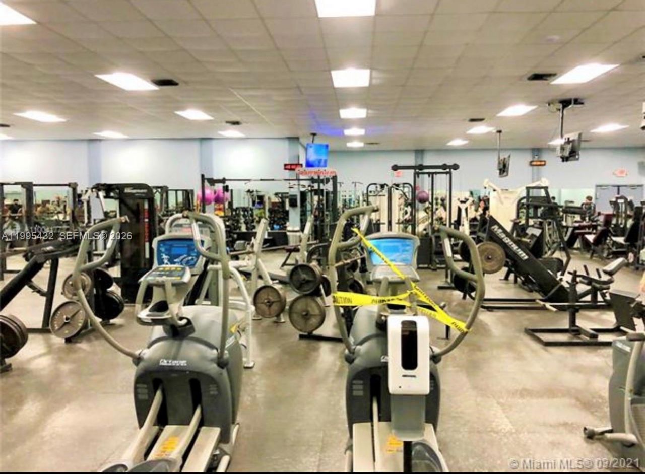16300 Golf Club Rd, Unit 208, Weston, FL 33326 Photo