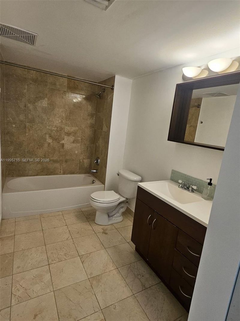 2101 Brickell Ave, Unit 2111, Miami, FL 33129 Photo