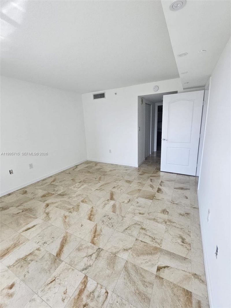 2101 Brickell Ave, Unit 2111, Miami, FL 33129 Photo