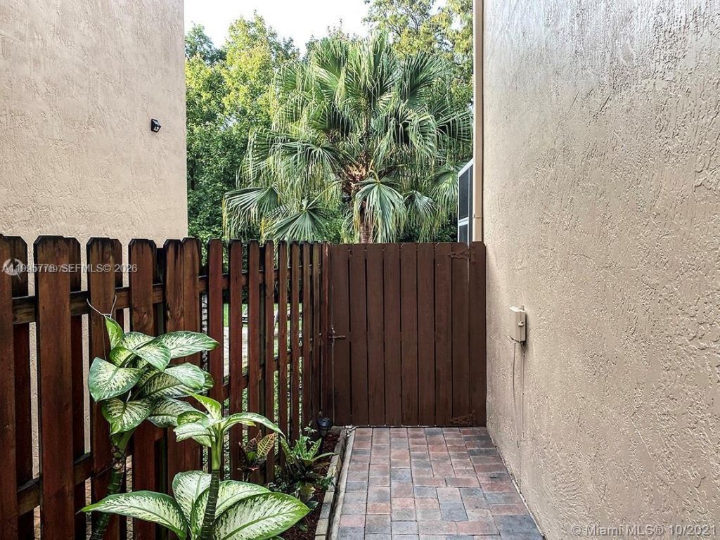 3657 Asperwood Cir, Coconut Creek, FL 33073 Photo