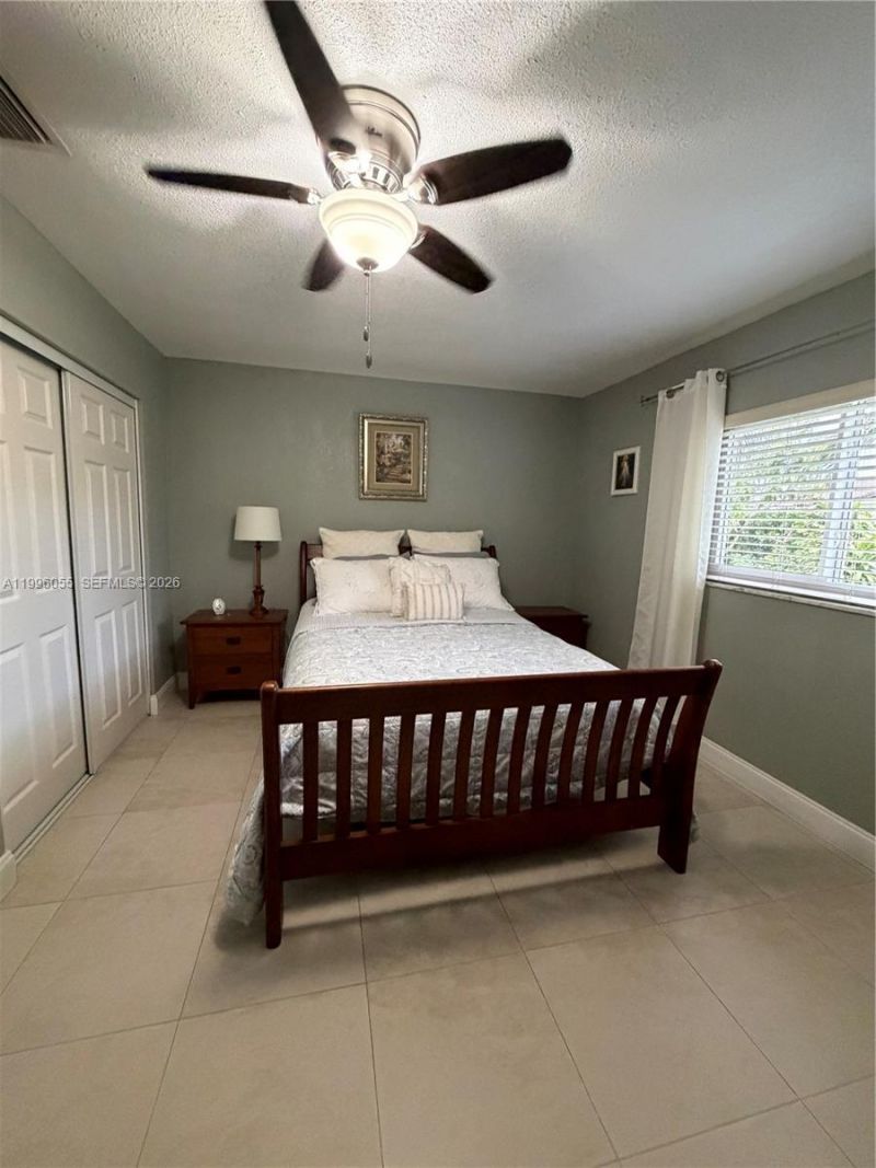 7008 NW 95th Ter, Tamarac, FL 33321 Photo