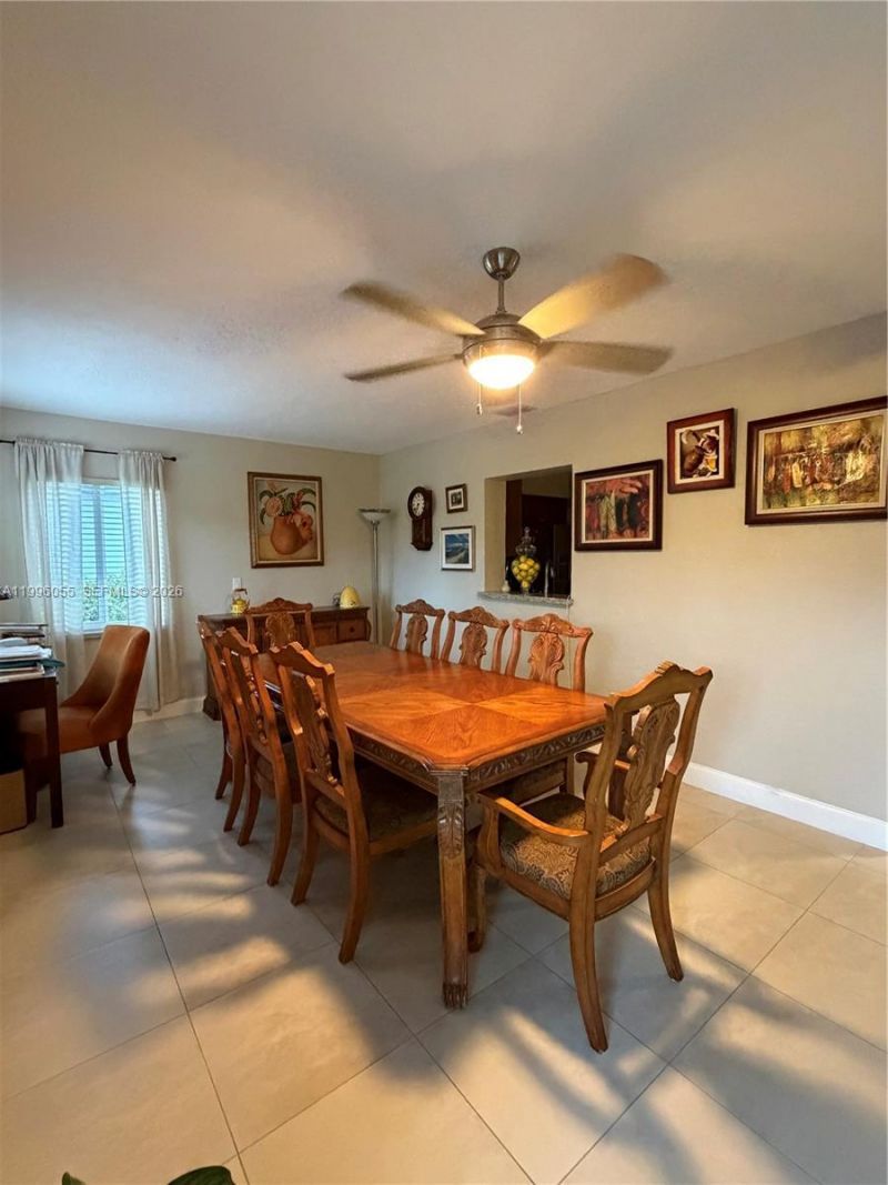 7008 NW 95th Ter, Tamarac, FL 33321 Photo