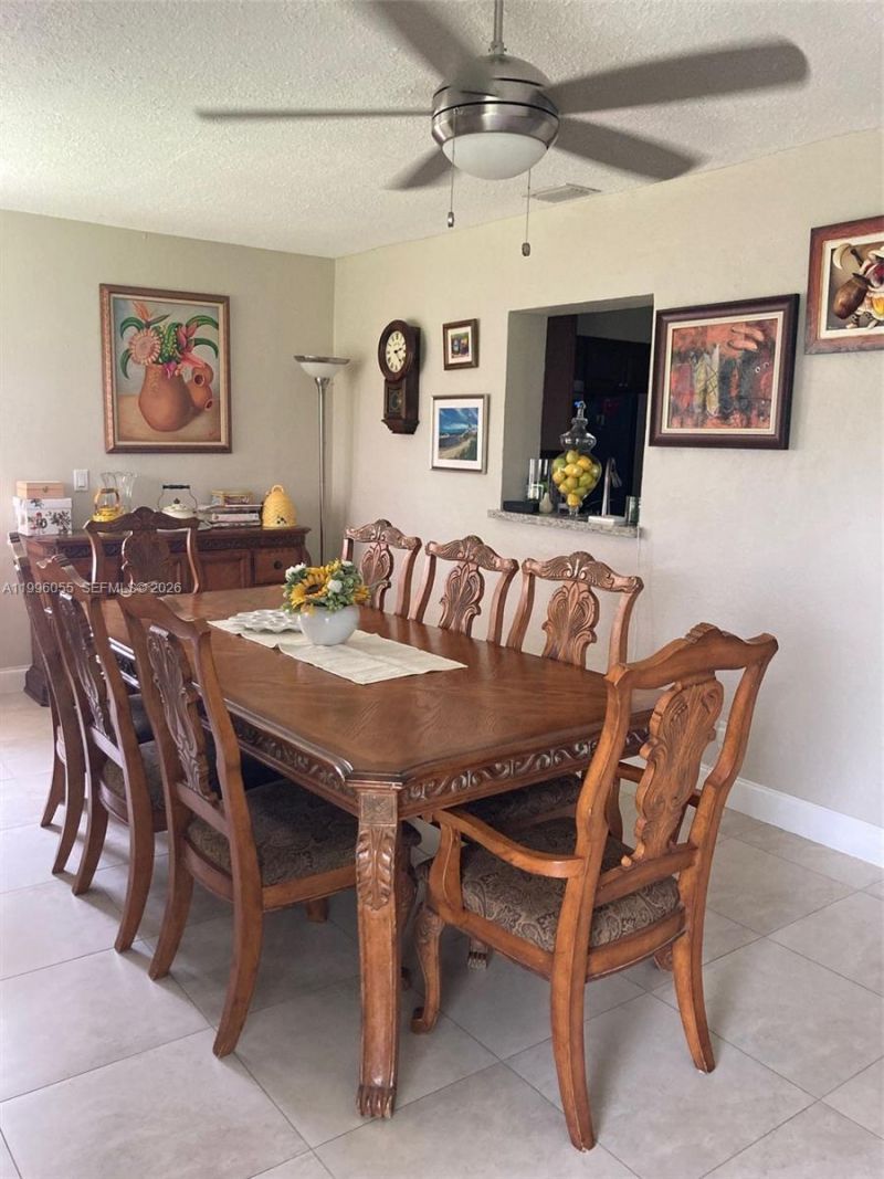 7008 NW 95th Ter, Tamarac, FL 33321 Photo