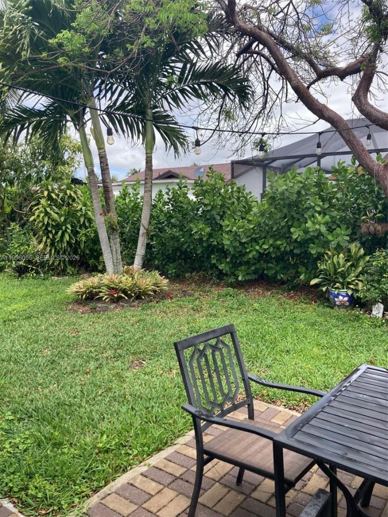 7008 NW 95th Ter, Tamarac, FL 33321 Photo