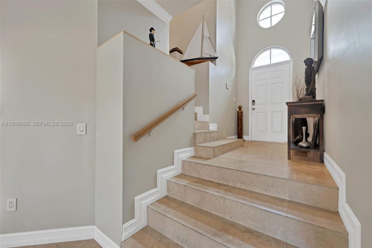 18345 NE 30th Pl , Unit 18345, Aventura, FL 33160 Photo