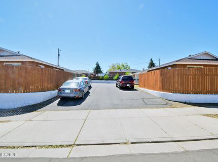 962 Roberts Street, Reno, NV 89502 Photo