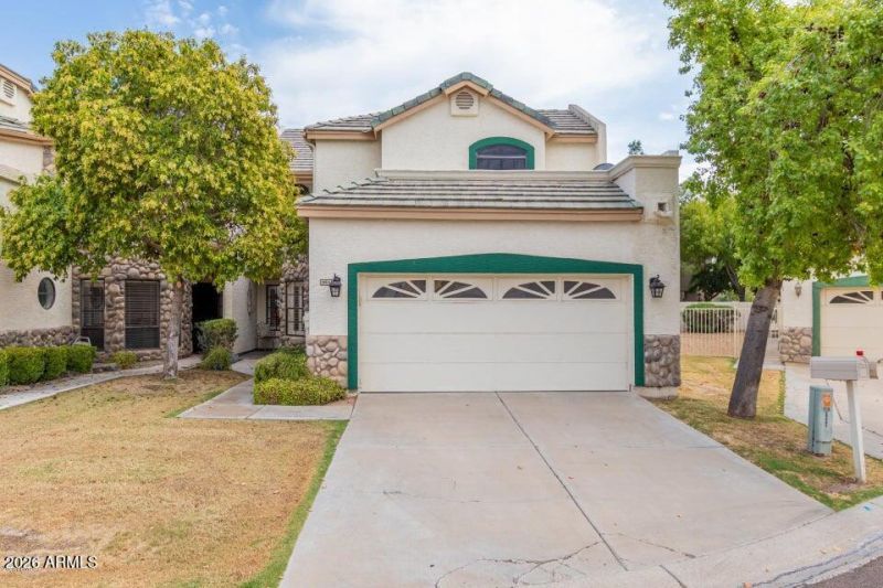 19913 N Denaro Drive, Glendale, AZ 85308 Main Photo