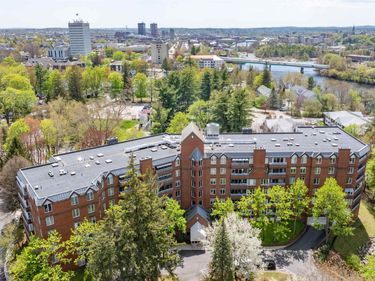 300 River Road, Unit 501, Manchester, NH 03104