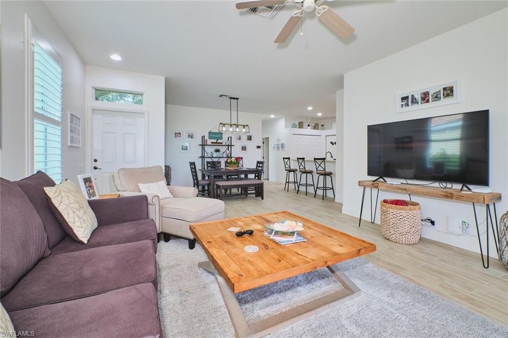 8848 Middlebrook Dr, Fort Myers, FL 33908 Photo