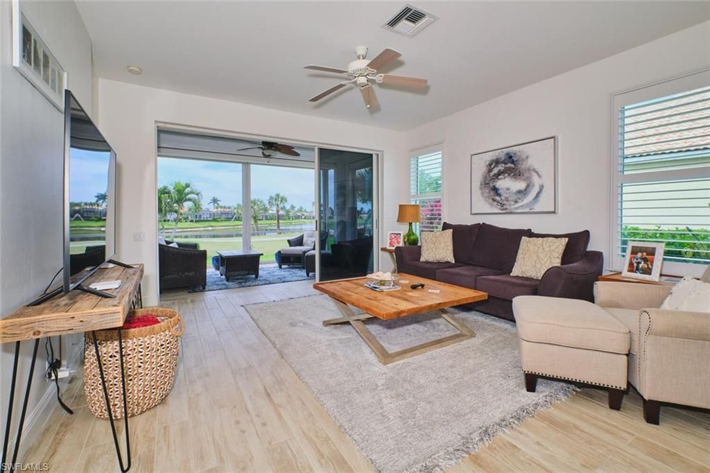 8848 Middlebrook Dr, Fort Myers, FL 33908 Photo