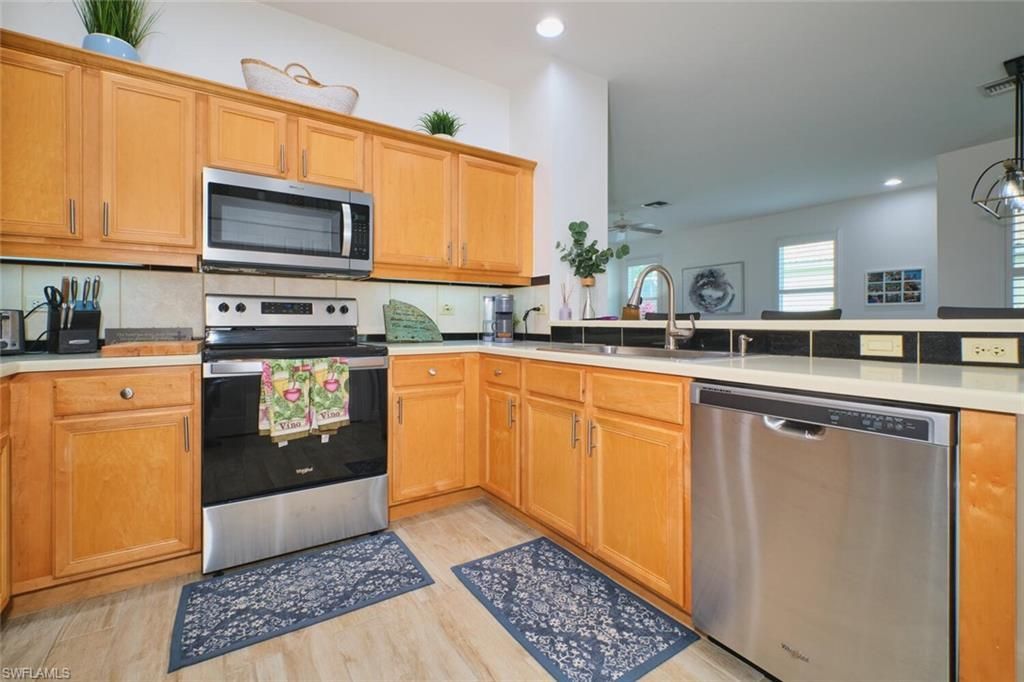 8848 Middlebrook Dr, Fort Myers, FL 33908 Photo