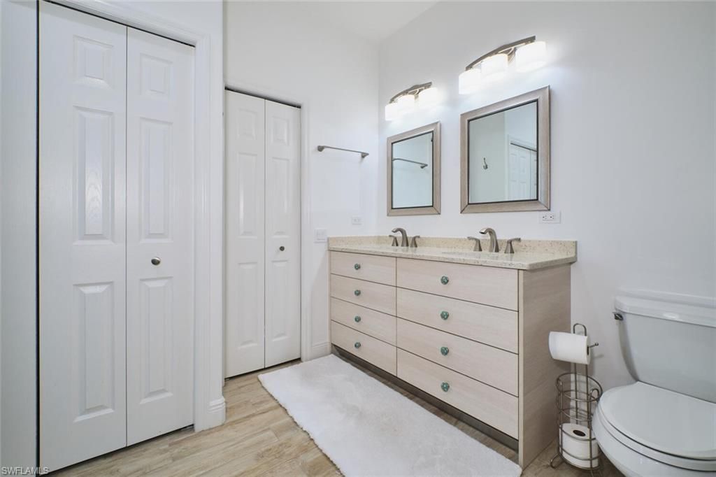 8848 Middlebrook Dr, Fort Myers, FL 33908 Photo