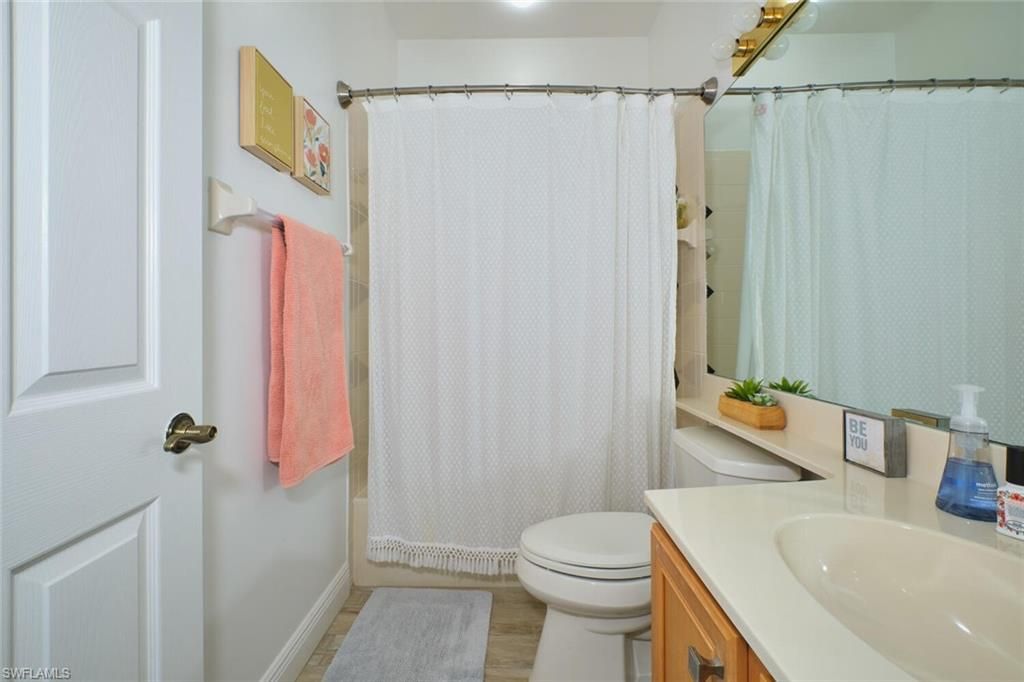 8848 Middlebrook Dr, Fort Myers, FL 33908 Photo