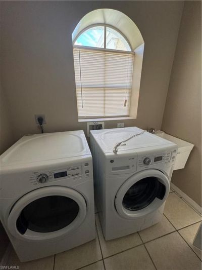 286 Justene Cir , Lehigh Acres, FL 33936 Photo