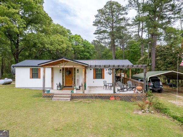 1119 Lower Hartley Bridge Road, Byron, GA 31008