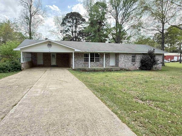 1587 Salem Road, Bryant, AR 72019