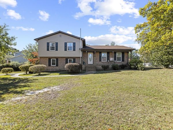 508 University Drive, Jacksonville, NC 28546