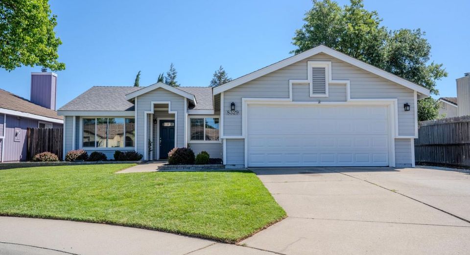 8329 New Hills Ct, Sacramento, CA 95828 Photo