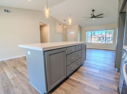 8329 New Hills Ct, Sacramento, CA 95828 Photo