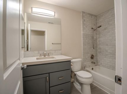 8329 New Hills Ct, Sacramento, CA 95828 Photo