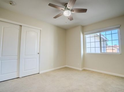 8329 New Hills Ct, Sacramento, CA 95828 Photo