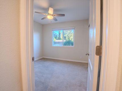 8329 New Hills Ct, Sacramento, CA 95828 Photo