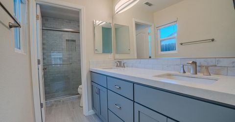 8329 New Hills Ct, Sacramento, CA 95828 Photo