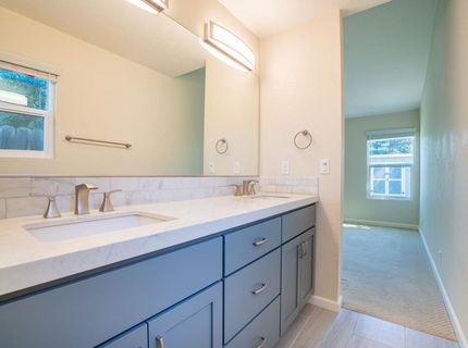 8329 New Hills Ct, Sacramento, CA 95828 Photo