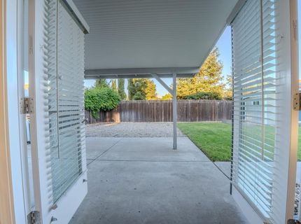 8329 New Hills Ct, Sacramento, CA 95828 Photo