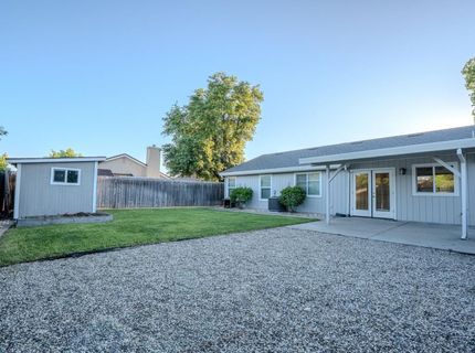 8329 New Hills Ct, Sacramento, CA 95828 Photo