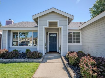 8329 New Hills Ct, Sacramento, CA 95828 Photo