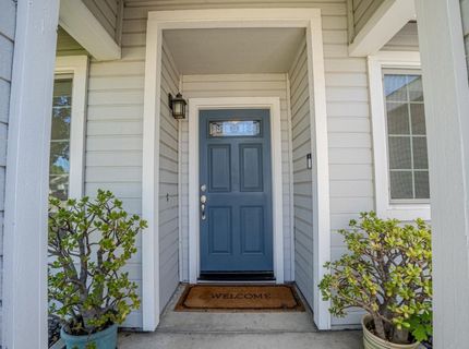 8329 New Hills Ct, Sacramento, CA 95828 Photo