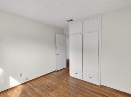 49 Waterglen Cir, Sacramento, CA 95826 Photo