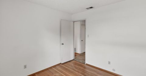 49 Waterglen Cir, Sacramento, CA 95826 Photo