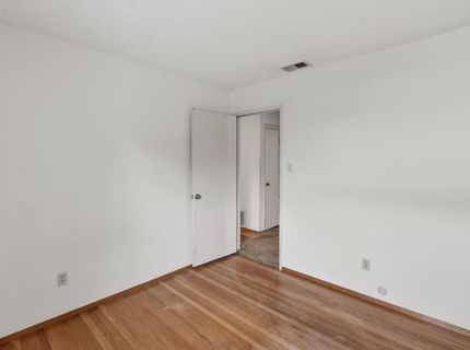 49 Waterglen Cir, Sacramento, CA 95826 Photo