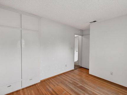 49 Waterglen Cir, Sacramento, CA 95826 Photo