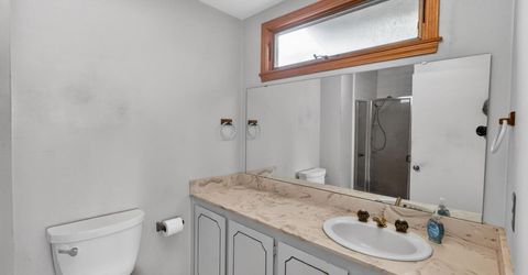 49 Waterglen Cir, Sacramento, CA 95826 Photo