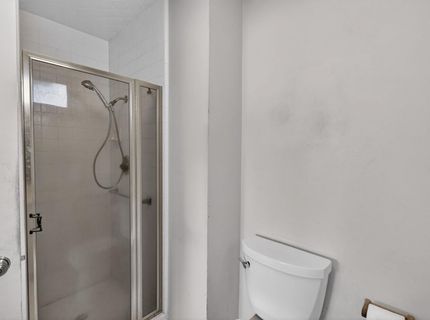 49 Waterglen Cir, Sacramento, CA 95826 Photo