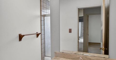 49 Waterglen Cir, Sacramento, CA 95826 Photo