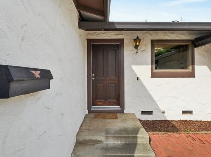 49 Waterglen Cir, Sacramento, CA 95826 Photo