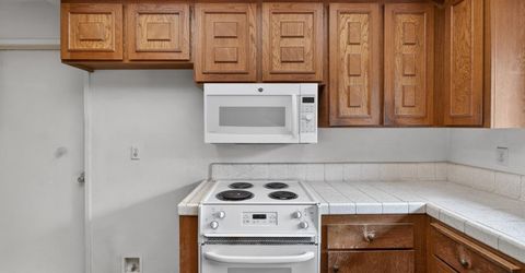 49 Waterglen Cir, Sacramento, CA 95826 Photo